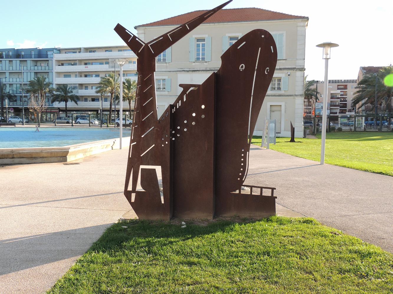 42   Decor Des Anciens Chantiers Naval.JPG -           